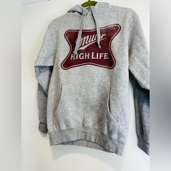 NWOT Miller High Life Graphic logo Grey Hoodie. Small Drawstring Kangaroo Pocket - Picture 1 of 12